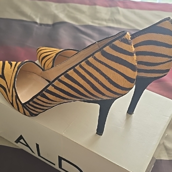 Aldo Women's Zebra Print Heels - Picture 5 of 9